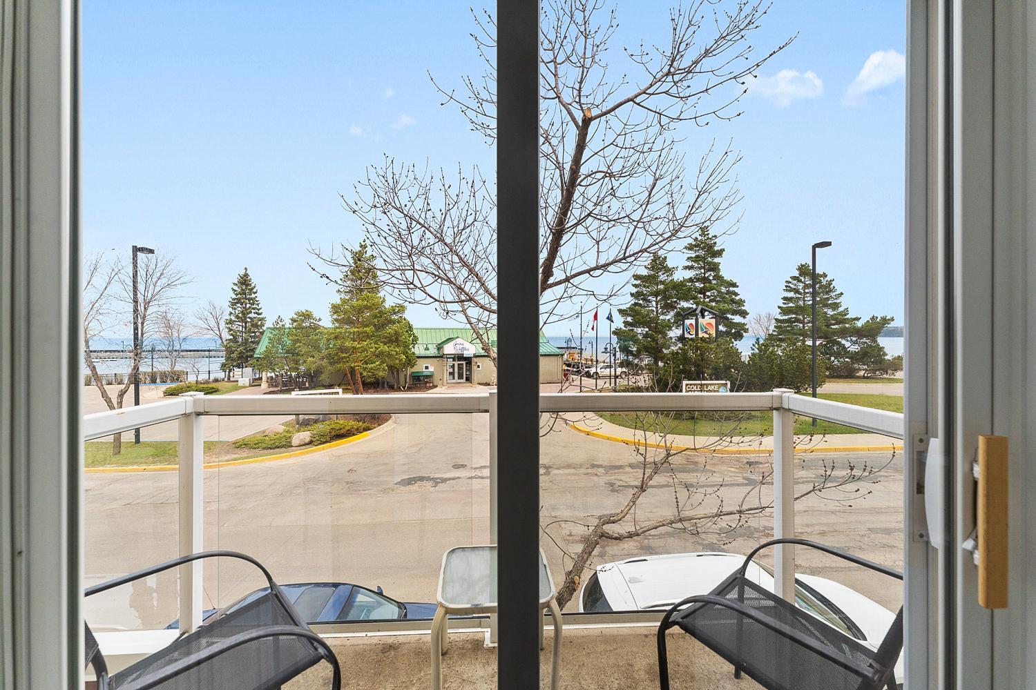 Lakeshore Inn Cold Lake Εξωτερικό φωτογραφία