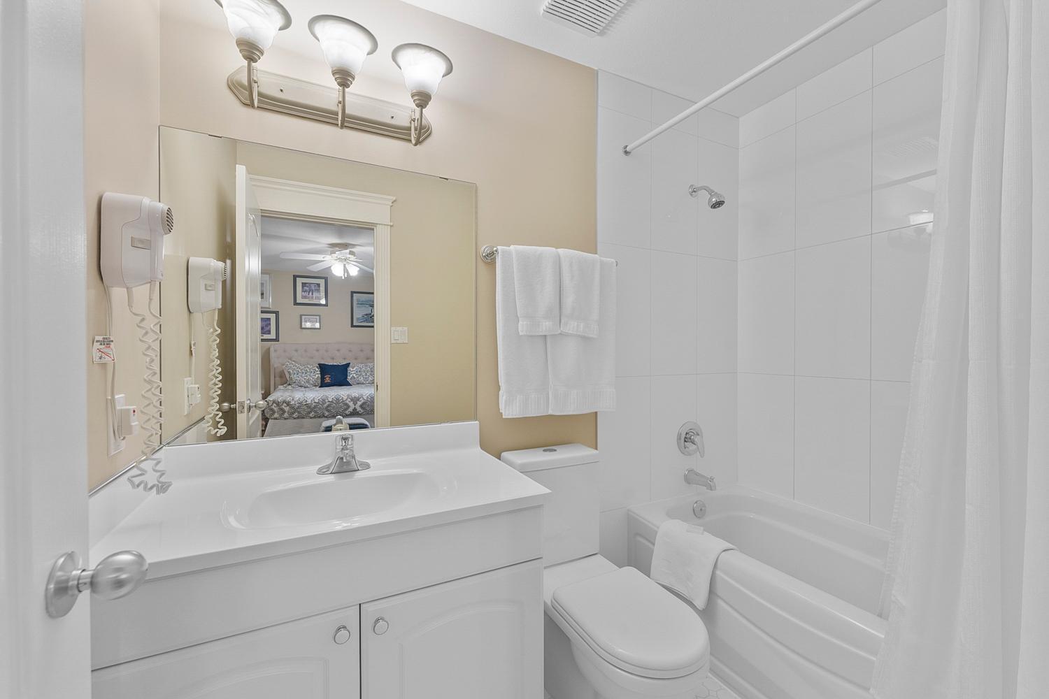 Lakeshore Inn Cold Lake Εξωτερικό φωτογραφία