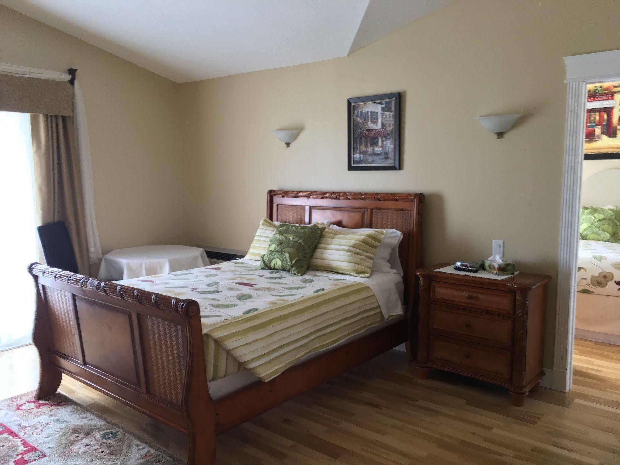Lakeshore Inn Cold Lake Εξωτερικό φωτογραφία
